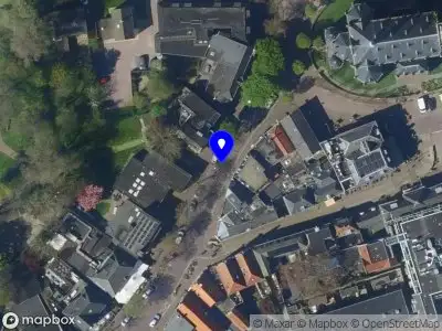 Ambulance met grote spoed naar de Rensgars in Schagen