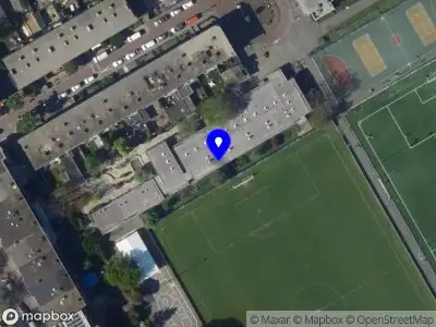 Ambulance met grote spoed naar de Zuiderparklaan in 's-Gravenhage