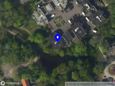 Ambulance met gepaste spoed naar de Wintertuinplein in Noordwijk vanwege afgaan automatisch brandalarm