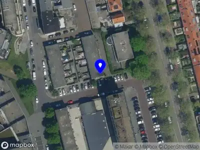 Ambulance met gepaste spoed naar de Nesciostraat in Haarlem