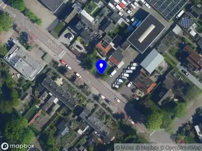 Ambulance naar de Oude Venneperweg in Burgerveen vanwege steekincident