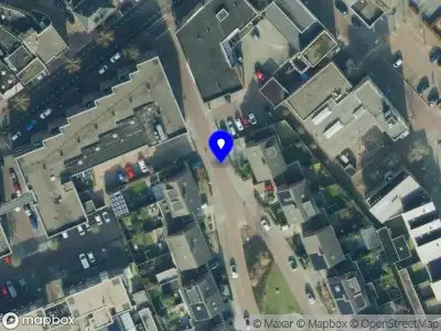 Politie naar de Weefgetouw in Almelo vanwege aanrijding met letsel