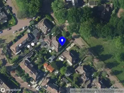 Brandweer met grote spoed naar de Ruiterweg in Laren vanwege gebouwbrand