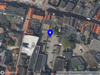Brandweer met grote spoed naar de Langestraat in Nijkerk vanwege reanimatie