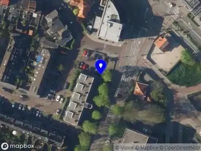 Ambulance met grote spoed naar de Graaf Adolflaan in Amersfoort