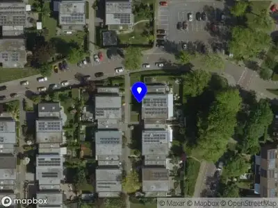 Brandweer met grote spoed naar de Frankenlaan in Heerlen vanwege voertuigbrand