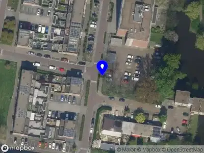Ambulance met gepaste spoed naar de Blois van Treslongstraat in Vlaardingen