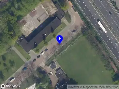 Ambulance met grote spoed naar de Willem Hedaweg in Rotterdam
