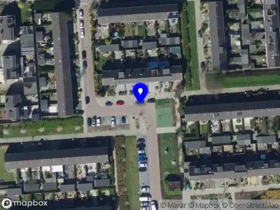 Ambulance met gepaste spoed naar de 't Fruit in Barendrecht