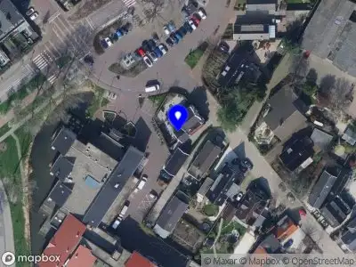 Ambulance met gepaste spoed naar de Weegje in 's-Gravendeel