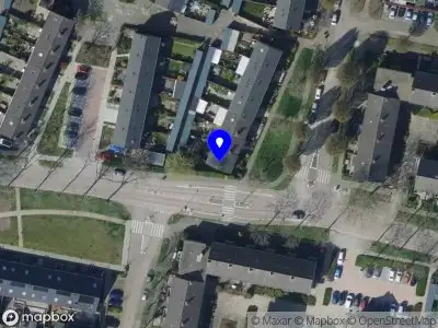 Ambulance met grote spoed naar de Witsenstraat in Oud-Beijerland