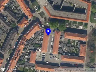 Ambulance met grote spoed naar de IJsselmondestraat in Schiedam