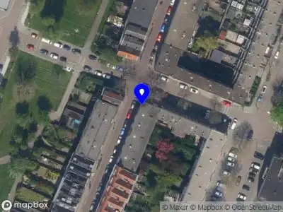 Ambulance met grote spoed naar de Zuidhoek in Rotterdam