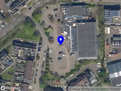 Ambulance met gepaste spoed naar de Lindenstraat in Meerkerk