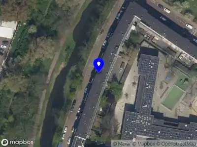 Ambulance met gepaste spoed naar de Spaansebocht in Rotterdam