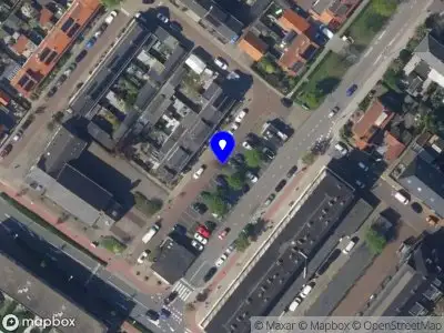 Ambulance met grote spoed naar de Piet Heinplein in Zoetermeer