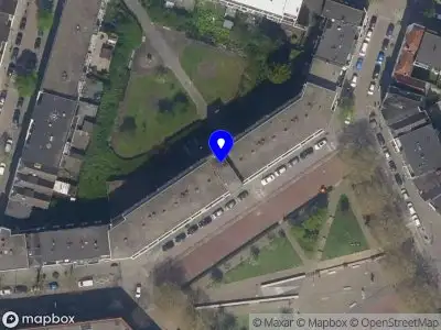 Ambulance met grote spoed naar de Bospolderstraat in Rotterdam