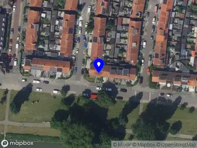 Ambulance met gepaste spoed naar de Maasstraat in Dordrecht