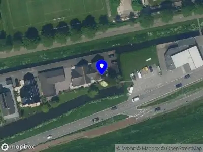 Ambulance naar de Kathammerzeedijk in Volendam