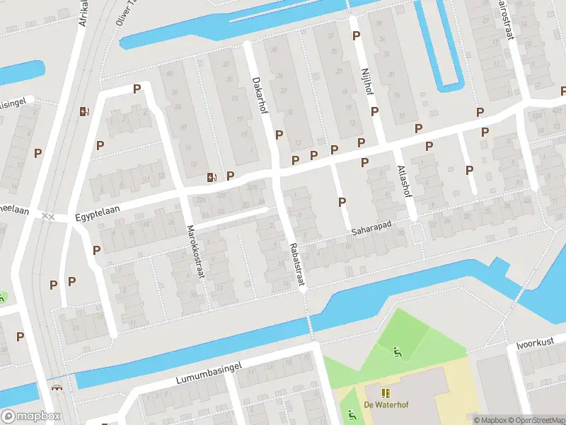 Ambulance met grote spoed naar de Rabatstraat in Delft