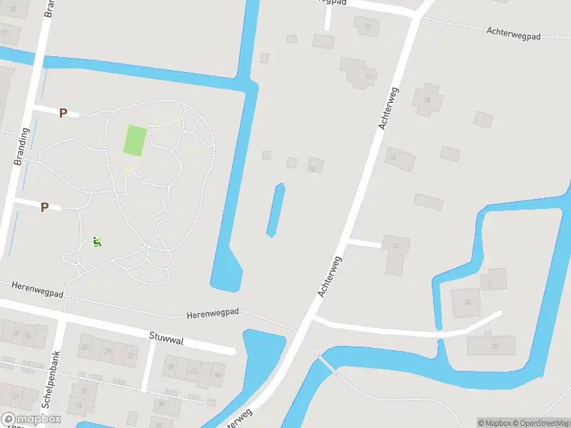 Ambulance met grote spoed naar de Achterweg in Alkmaar