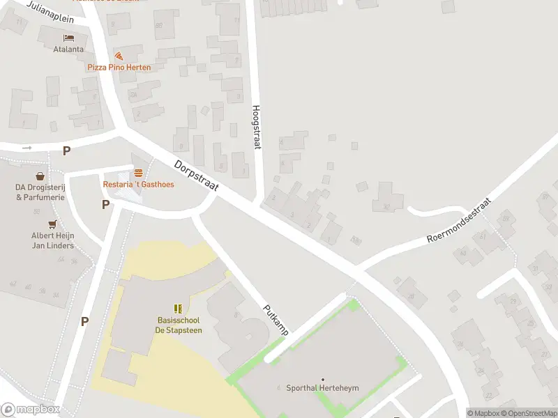 Ambulance met grote spoed naar de Dorpstraat in Herten