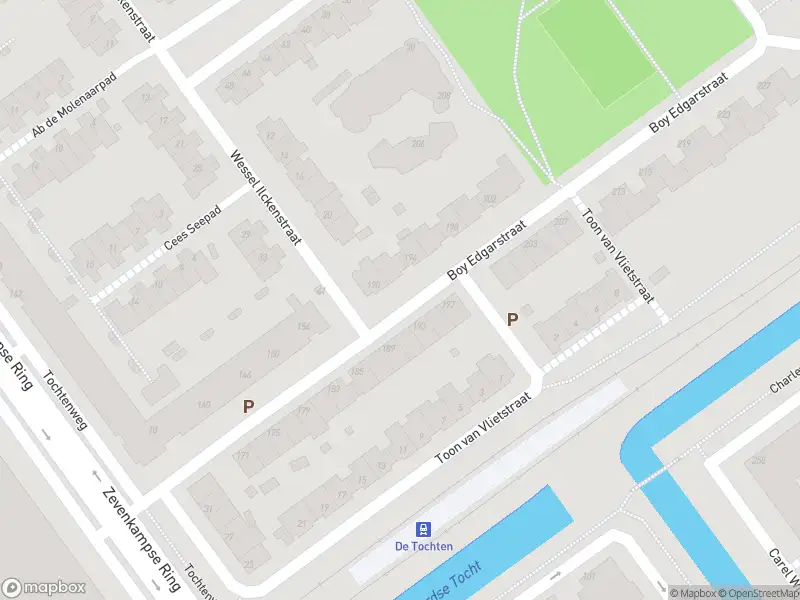 Ambulance met grote spoed naar de Boy Edgarstraat in Rotterdam