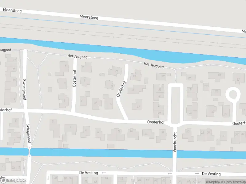 Brandweer met gepaste spoed naar de Oosterhof in Meteren vanwege stankoverlast