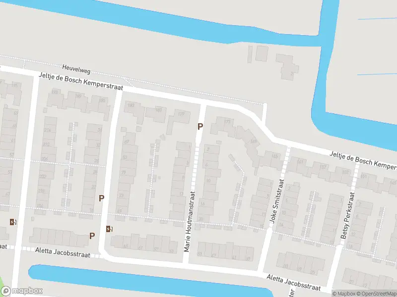 Ambulance met gepaste spoed naar de Marie Houtmanstraat in Alphen aan den Rijn