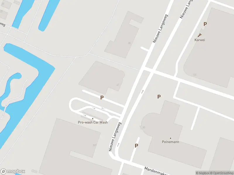 Ambulance met gepaste spoed naar de Nieuwe Langeweg in Hoogvliet Rotterdam