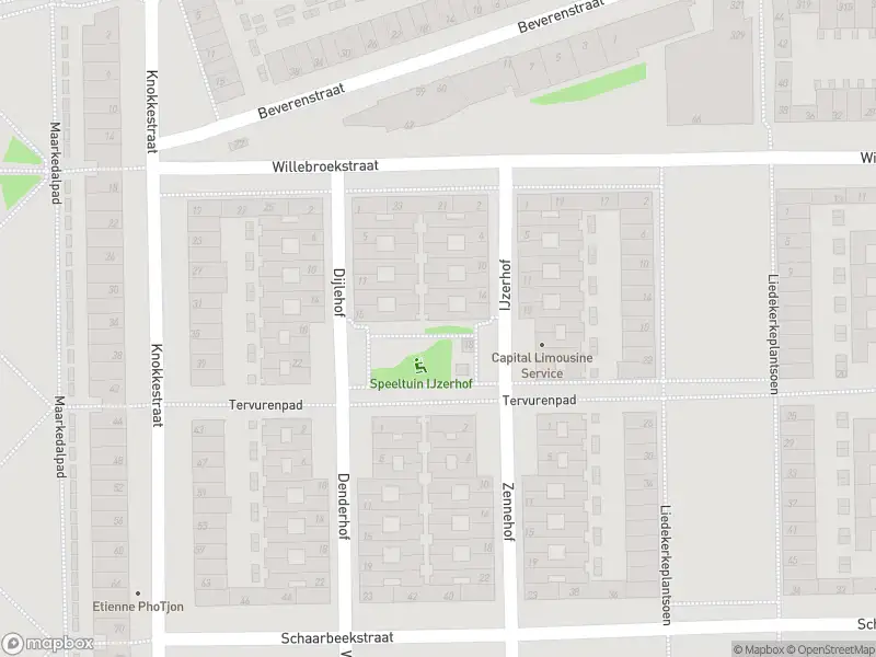 Ambulance met gepaste spoed naar de Kortrijk in Amsterdam