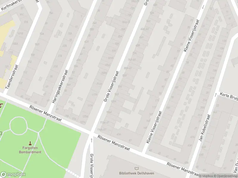 Ambulance met grote spoed naar de Grote Visserijstraat in Rotterdam
