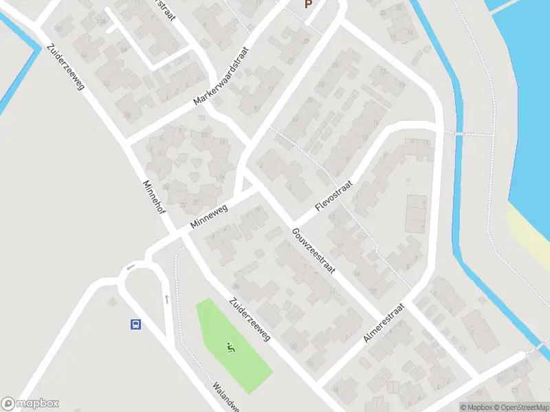 Ambulance met gepaste spoed naar de Gouwzeestraat in Marken