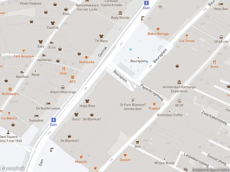 Ambulance met gepaste spoed naar de Beursplein in Amsterdam