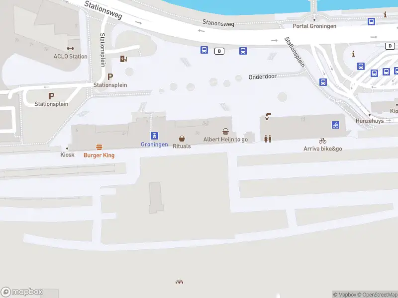 Brandweer met gepaste spoed naar de Stationsplein in Groningen vanwege een liftopsluiting