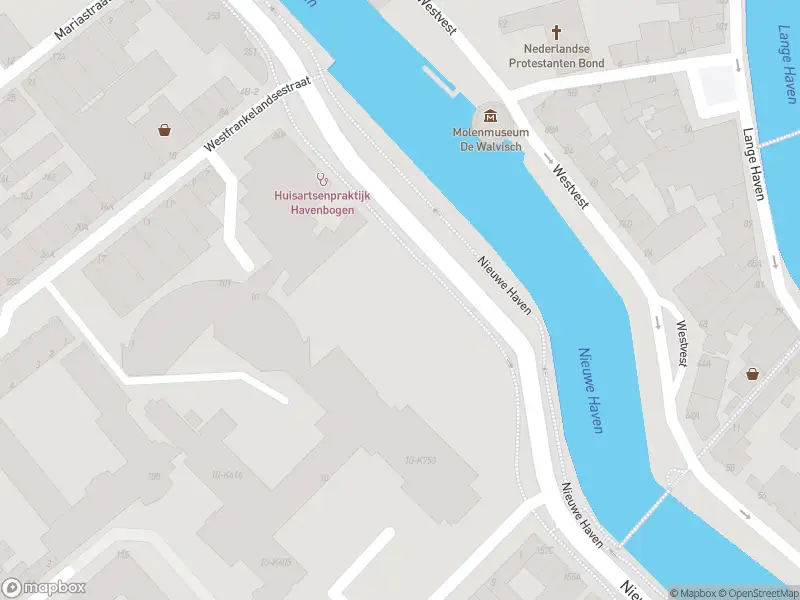 Ambulance met gepaste spoed naar de Nieuwe Haven in Schiedam