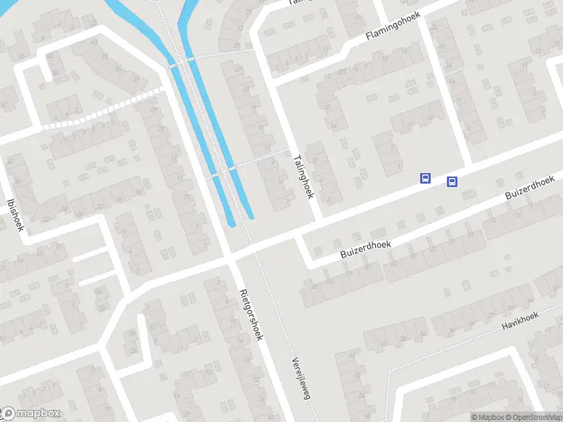 Ambulance met grote spoed naar de Hoeklaan in Spijkenisse