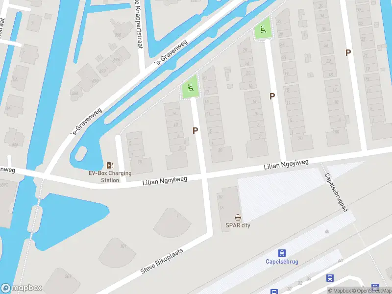 Ambulance met grote spoed naar de Jan Palachstraat in Rotterdam