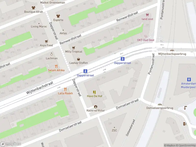 Brandweer met grote spoed naar de Dapperstraat in Amsterdam