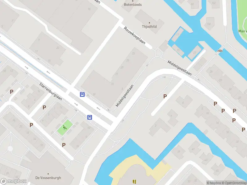 Ambulance met grote spoed naar de Ter Lips in Voorschoten