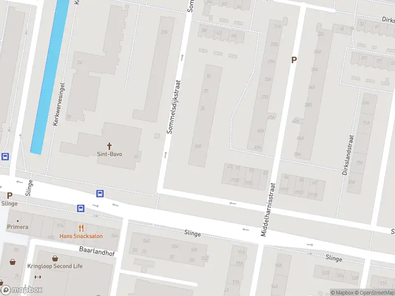 Ambulance met gepaste spoed naar de Sommelsdijkstraat in Rotterdam