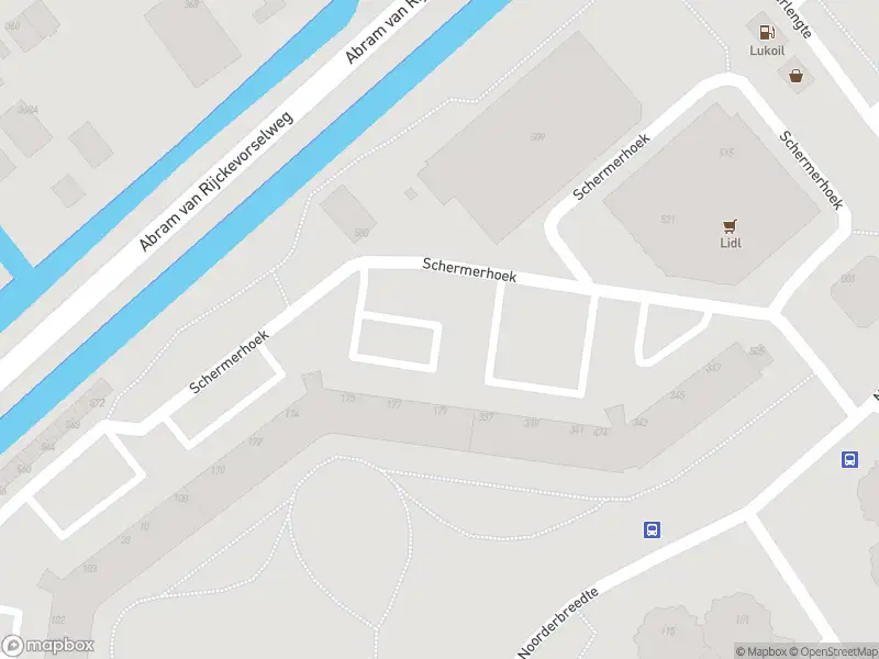 Ambulance met gepaste spoed naar de Schermerhoek in Capelle aan den IJssel