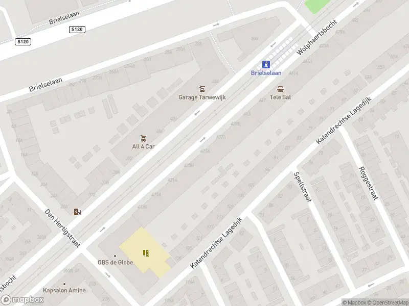 Brandweer met grote spoed naar de Brielselaan in Rotterdam