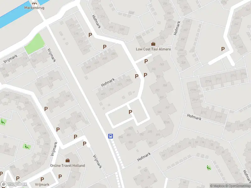 Politie naar de Ambachtsmark in Almere vanwege aanrijding met letsel