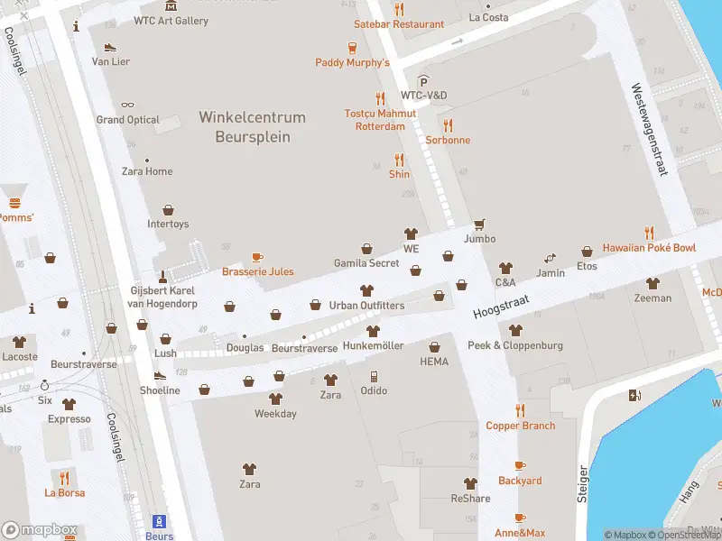 Ambulance met grote spoed naar de Beursplein in Rotterdam