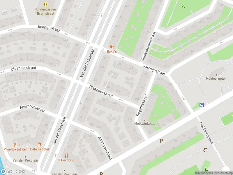 Ambulance met gepaste spoed naar de Jasmijnstraat in Amsterdam