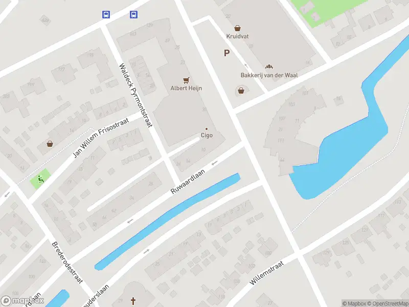 Ambulance met grote spoed naar de Ruwaardlaan in Ridderkerk