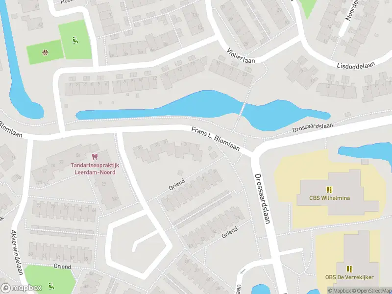 Ambulance met gepaste spoed naar de Frans L. Blomlaan in Leerdam