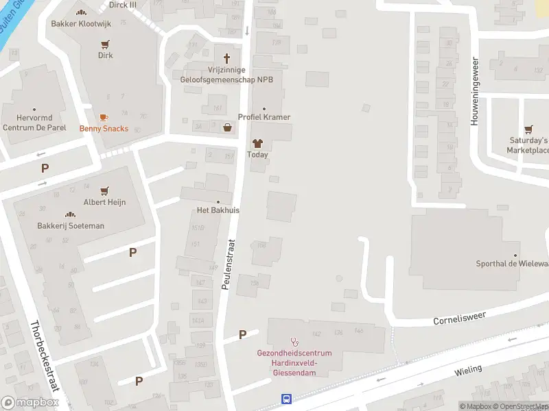 Ambulance met grote spoed naar de Peulenstraat-zuid in Hardinxveld-Giessendam