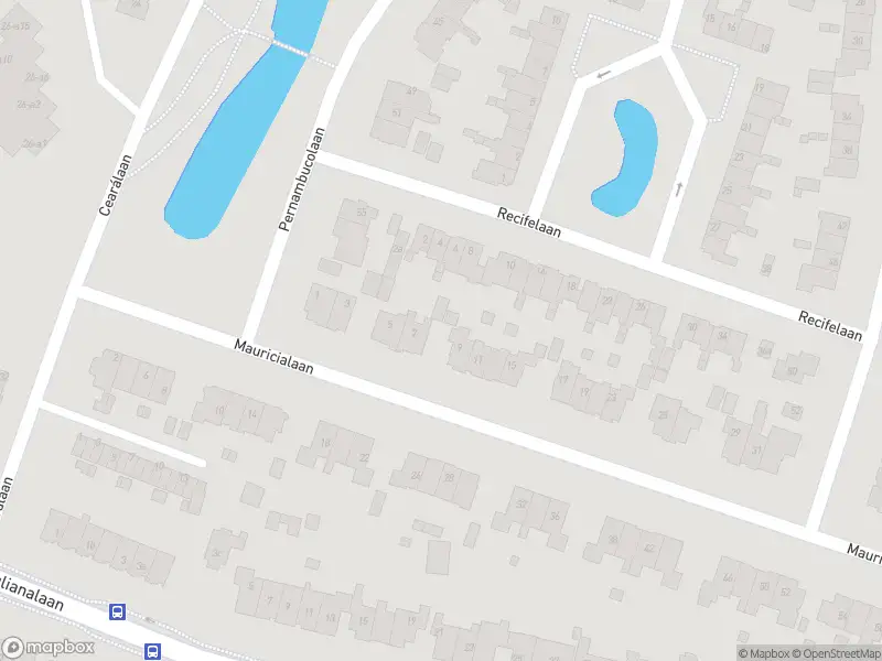 Ambulance met gepaste spoed naar de Willem de Zwijgerlaan in Overveen